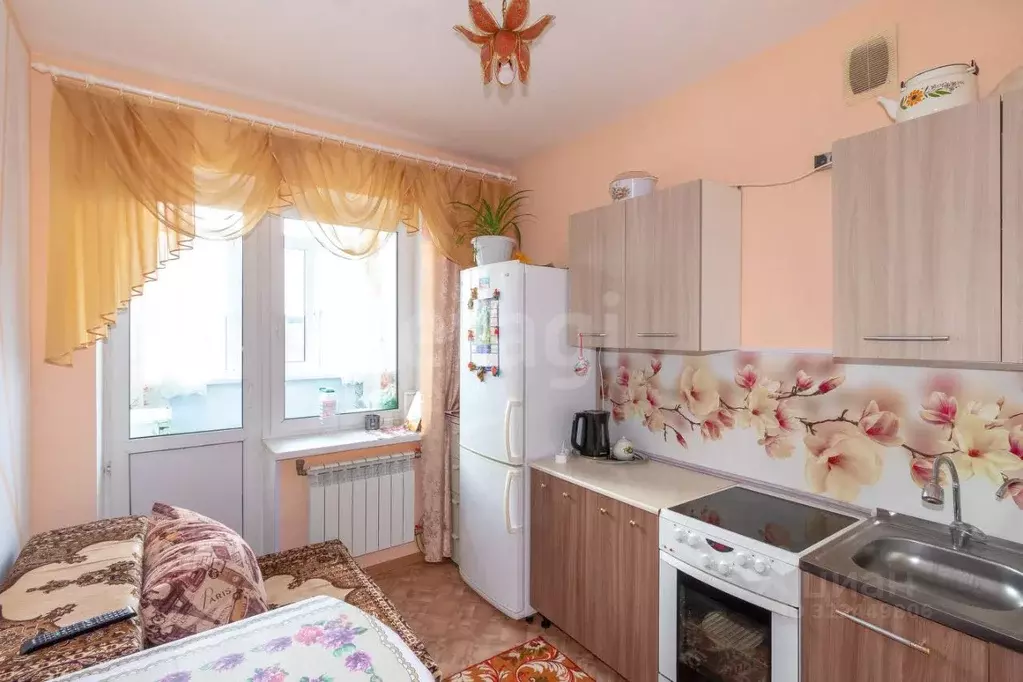 1-к кв. Тюменская область, с. Нижняя Тавда ул. Ленина, 16 (42.1 м) - Фото 1