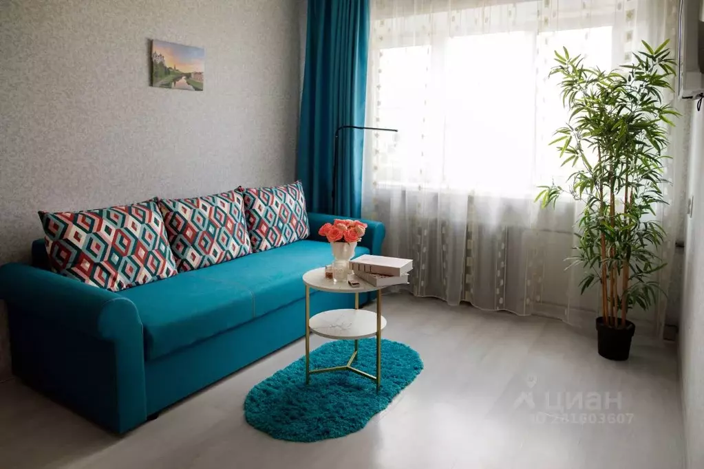 2-к кв. Псковская область, Псков ул. Некрасова, 4 (45.0 м) - Фото 0