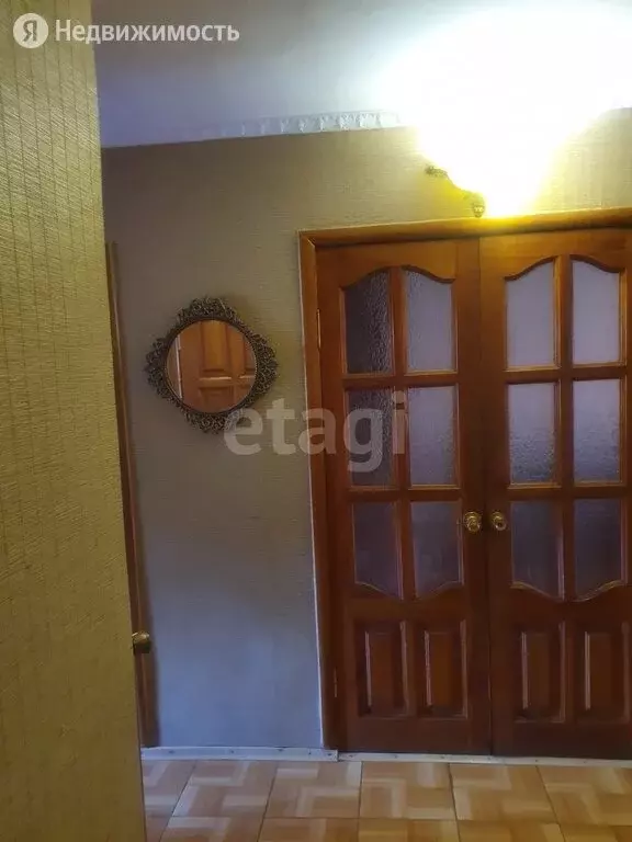 3-комнатная квартира: Туапсе, улица Маршала Жукова, 5 (63 м) - Фото 0