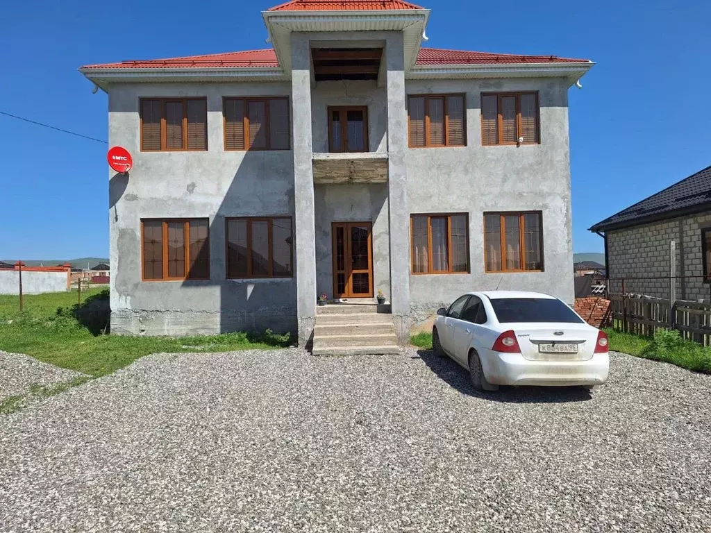 Дом в Чеченская республика, Грозный ул. Акинская, 13 (178 м) - Фото 0