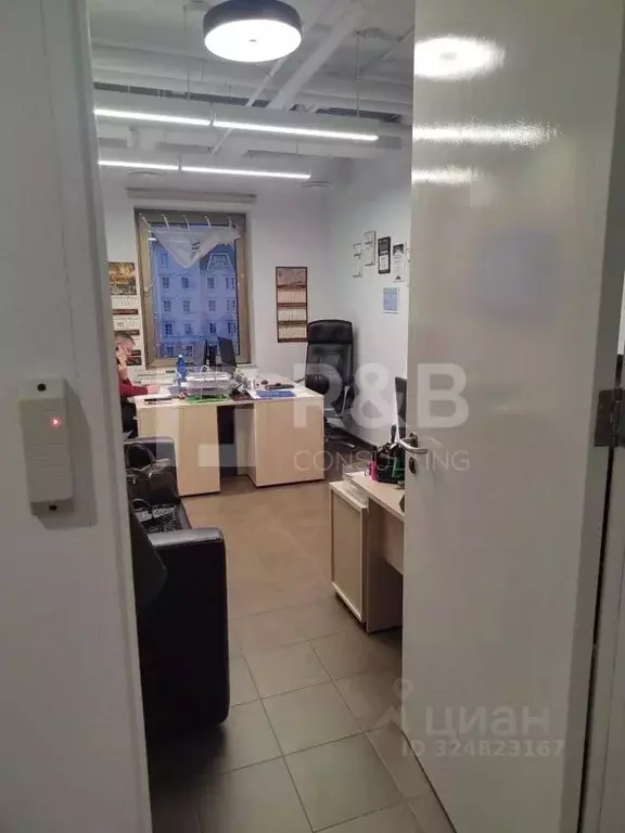 Офис в Москва Космодамианская наб., 52С1 (458 м) - Фото 1