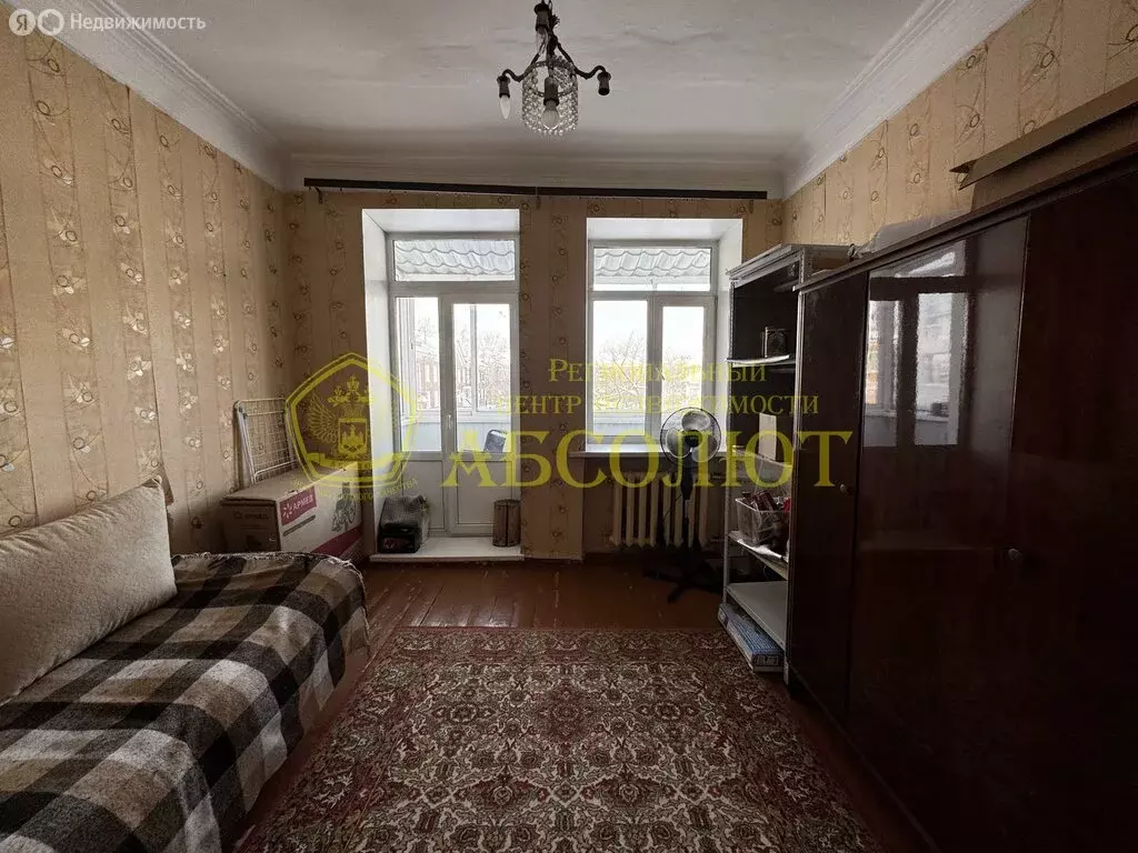 2-комнатная квартира: Ревда, улица Максима Горького, 34 (55.6 м) - Фото 1