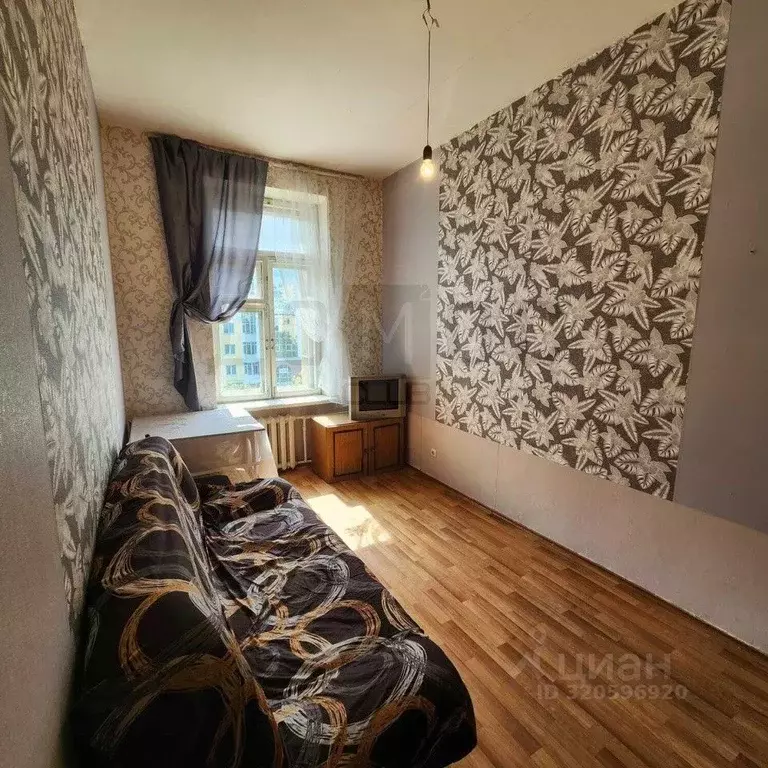 Комната Свердловская область, Екатеринбург ул. Чапаева, 14к6 (13.4 м) - Фото 1