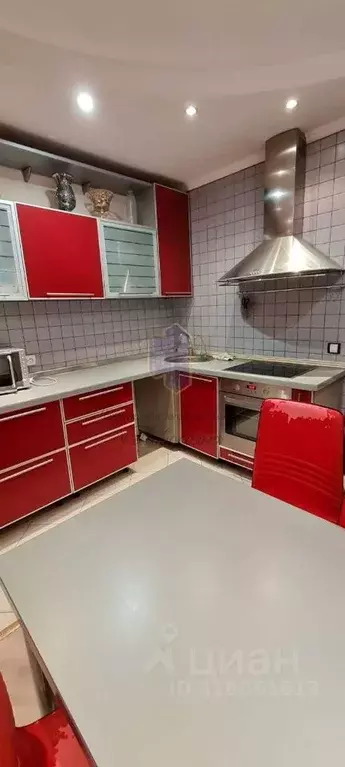 3-к кв. Белгородская область, Старый Оскол Жукова мкр, 26 (63.0 м) - Фото 0