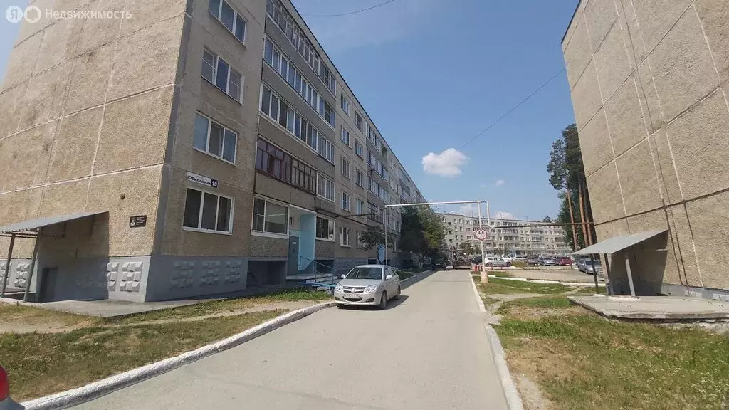 2-комнатная квартира: посёлок городского типа Рефтинский, Юбилейная ... - Фото 1