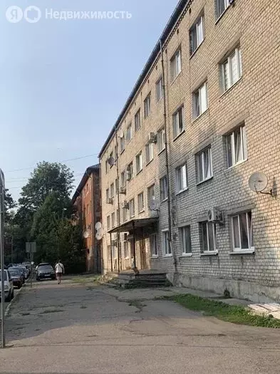 1к в 8-комнатной квартире (17 м) - Фото 0