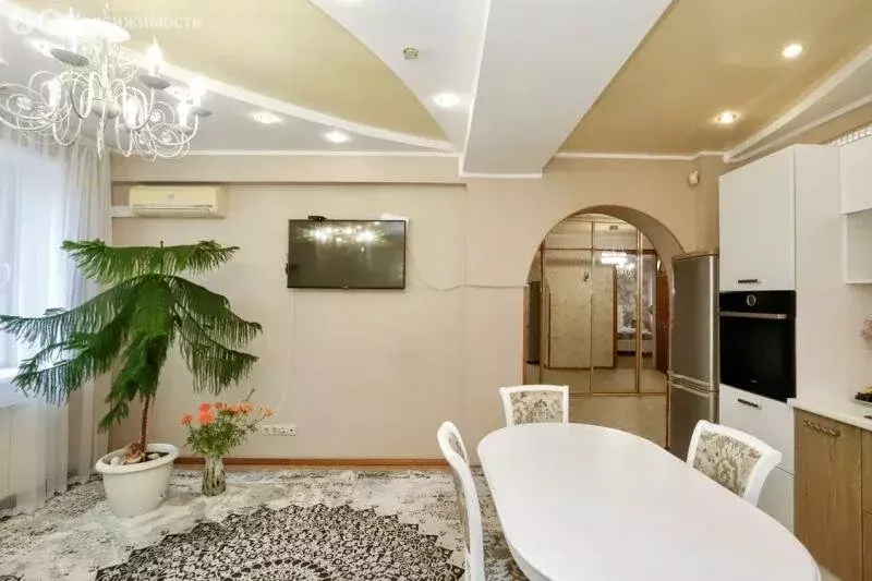 3-комнатная квартира: Иркутск, улица Марата, 5/2 (78.6 м) - Фото 1