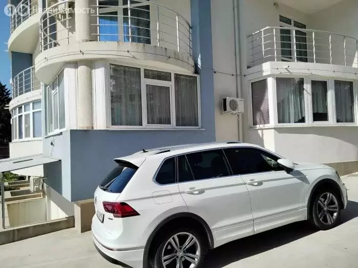 2-комнатная квартира: посёлок городского типа Гурзуф, Ялтинская улица, ... - Фото 0