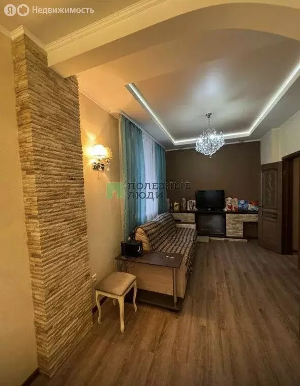 3-комнатная квартира: Чита, Амурская улица, 111 (86 м) - Фото 2