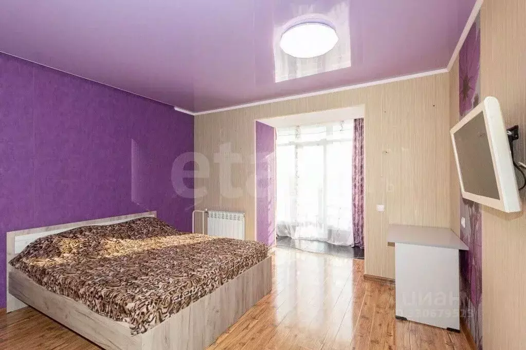 2-к кв. Тюменская область, Тюмень ул. Прокопия Артамонова, 9 (94.2 м) - Фото 1