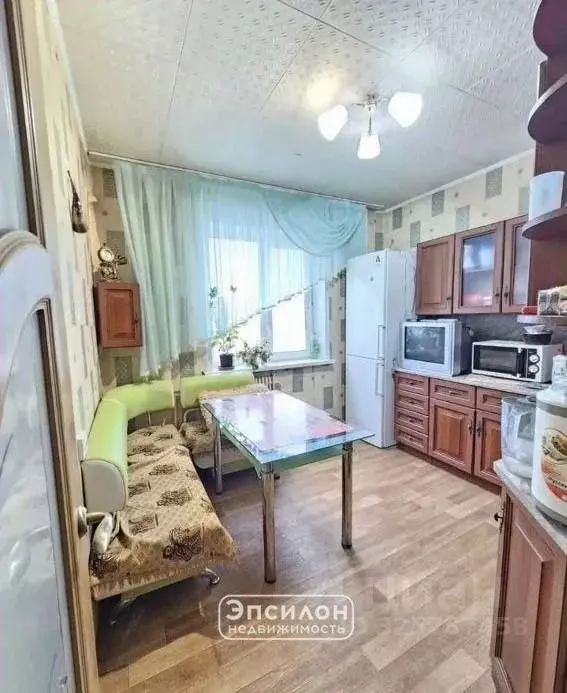 4-к кв. Курская область, Курск Студенческая ул., 2 (85.0 м) - Фото 2