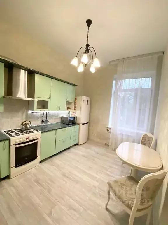 2-к кв. Ленинградская область, Выборг бул. Кутузова, 39 (70.0 м) - Фото 1