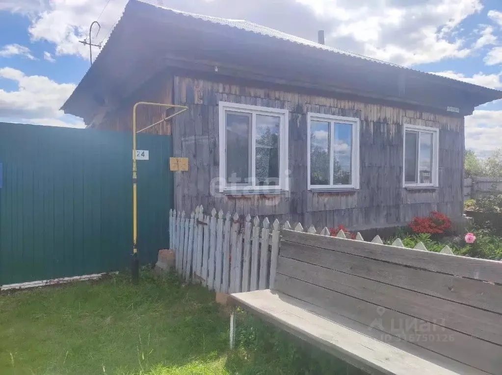Дом в Курганская область, Шадринск Октябрьская ул. (49 м) - Фото 0