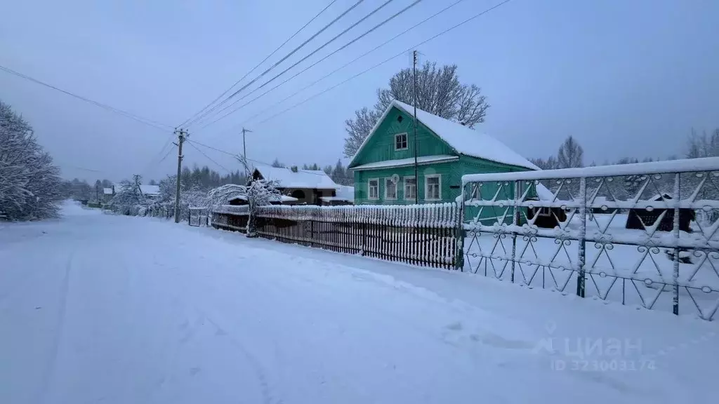 Дом в Ленинградская область, Киришский район, Будогощское городское ... - Фото 1
