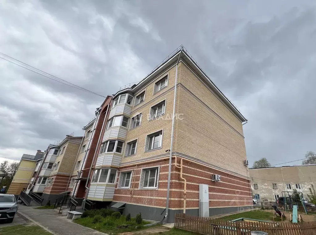 2-к кв. Ярославская область, Рыбинск ул. Герцена, 12к3 (60.5 м) - Фото 0