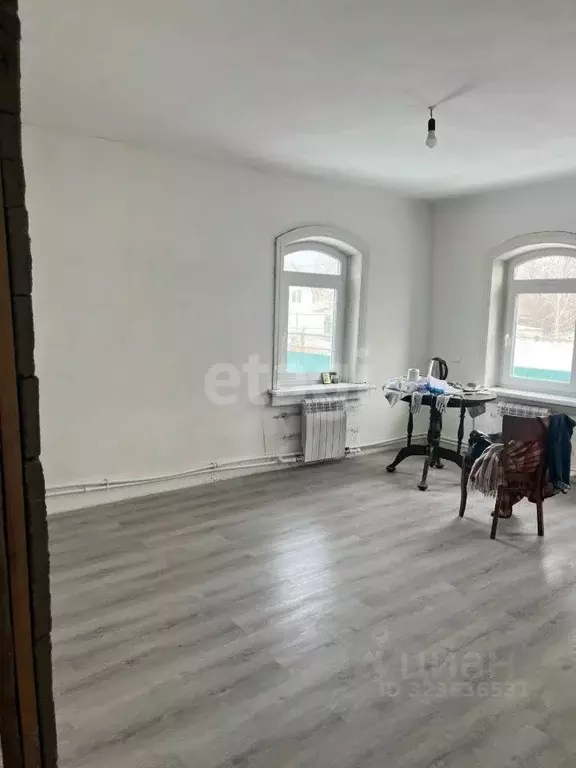 Дом в Новосибирская область, Новосибирск Междуреченская ул., 2 (100 м) - Фото 1