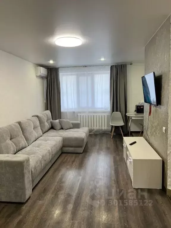 2-к кв. Крым, Керчь ул. Лейтенанта Бувина, 6 (45.0 м) - Фото 0