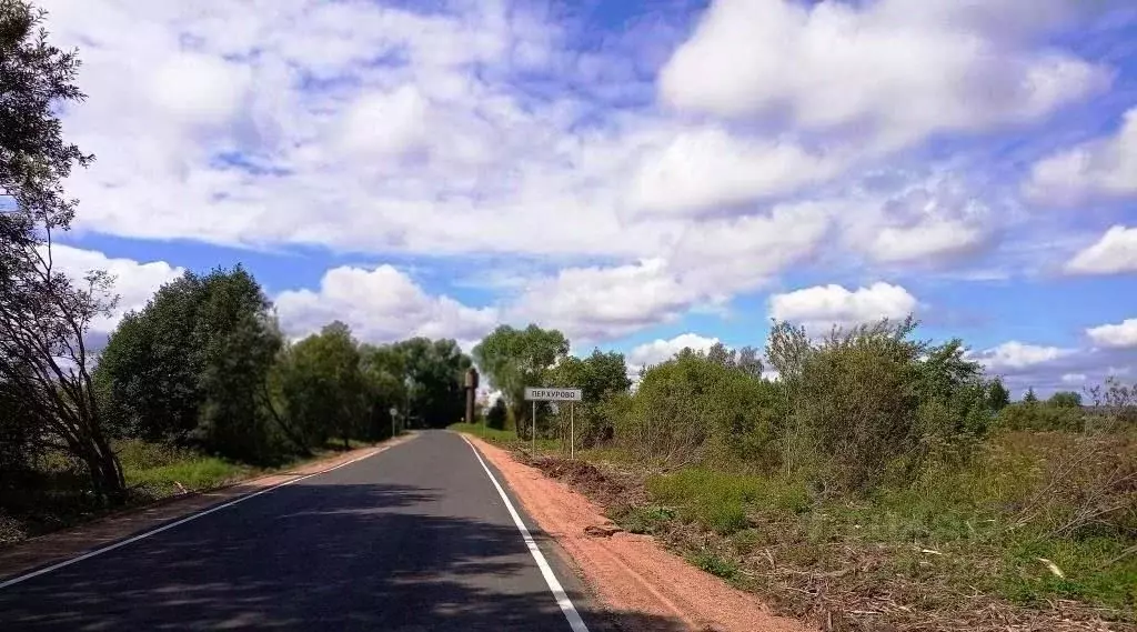 Участок в Тверская область, Калининский муниципальный округ, д. ... - Фото 1