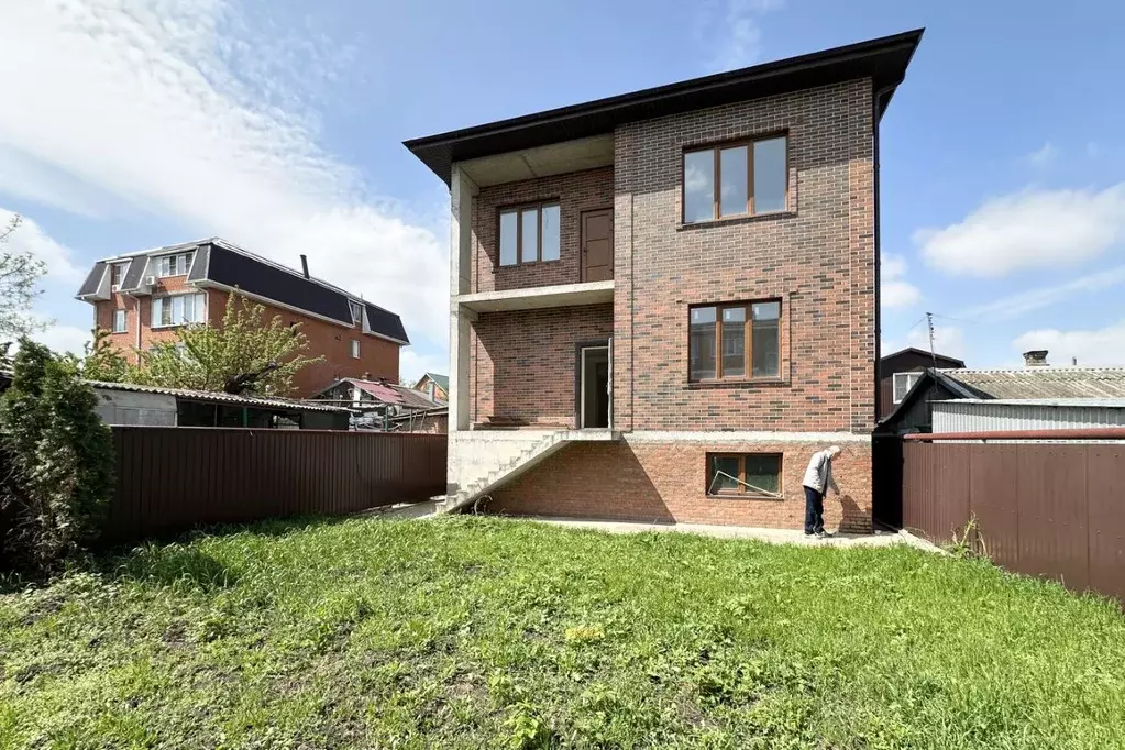 Дом в Краснодарский край, Краснодар Дубинка мкр, ул. Фурманова, 80 ... - Фото 1