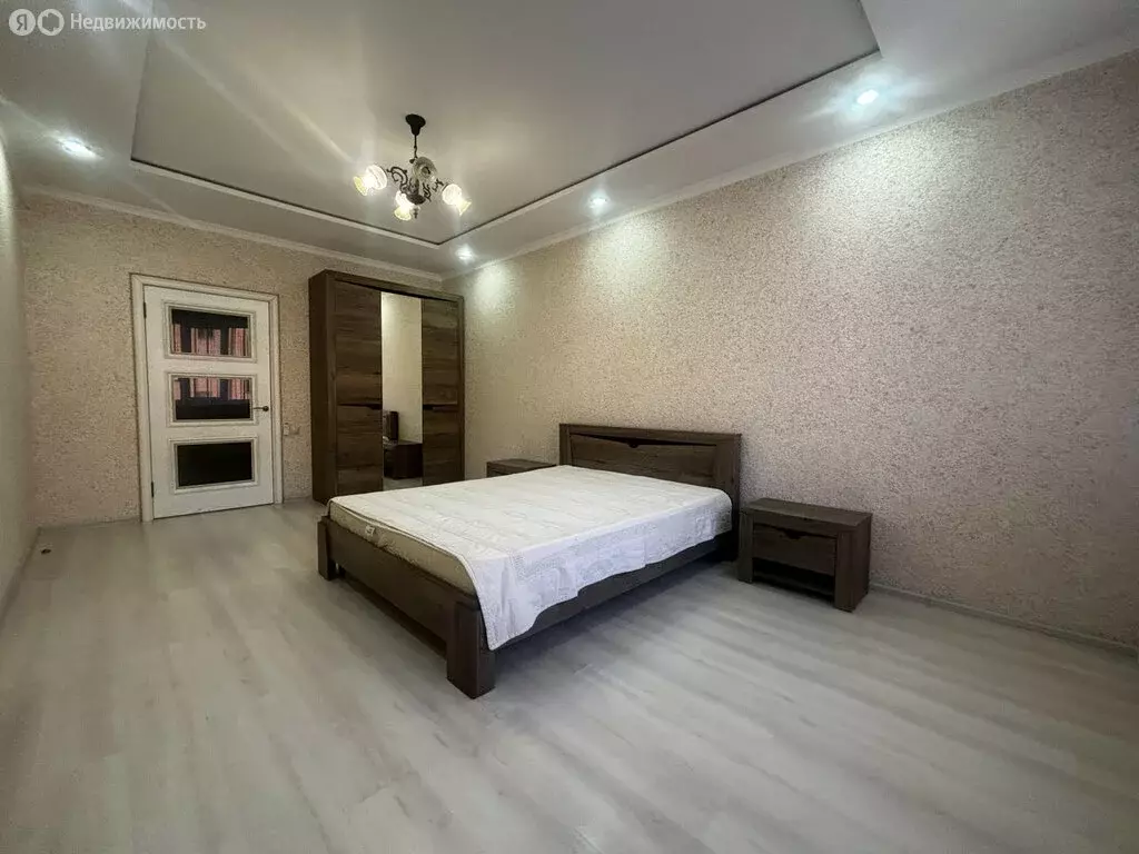 2-комнатная квартира: Владикавказ, улица Генерала Дзусова, 6 (59 м) - Фото 0