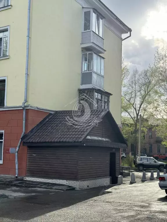 Помещение свободного назначения в Алтайский край, Барнаул просп. ... - Фото 0