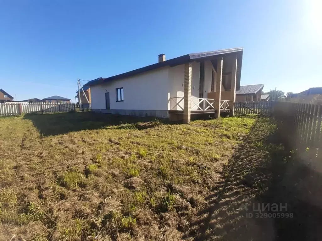 Таунхаус в Башкортостан, Иглинский район, Акбердинский сельсовет, с. ... - Фото 1