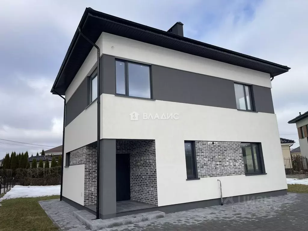 Дом в Калининградская область, Гурьевский муниципальный округ, пос. ... - Фото 1