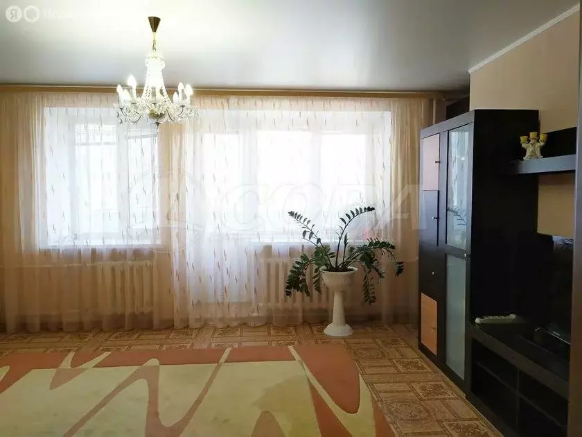 2-комнатная квартира: Тюмень, микрорайон Мыс, улица Малиновского, 8 ... - Фото 2