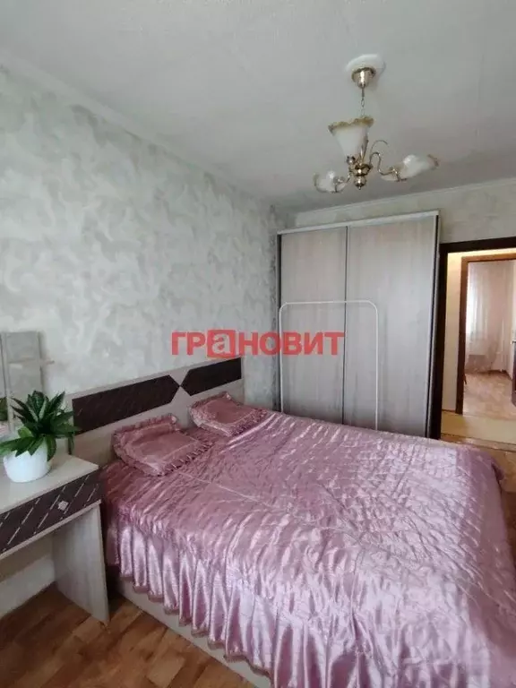 Квартира, 4 комнаты, 75.9 м - Фото 1