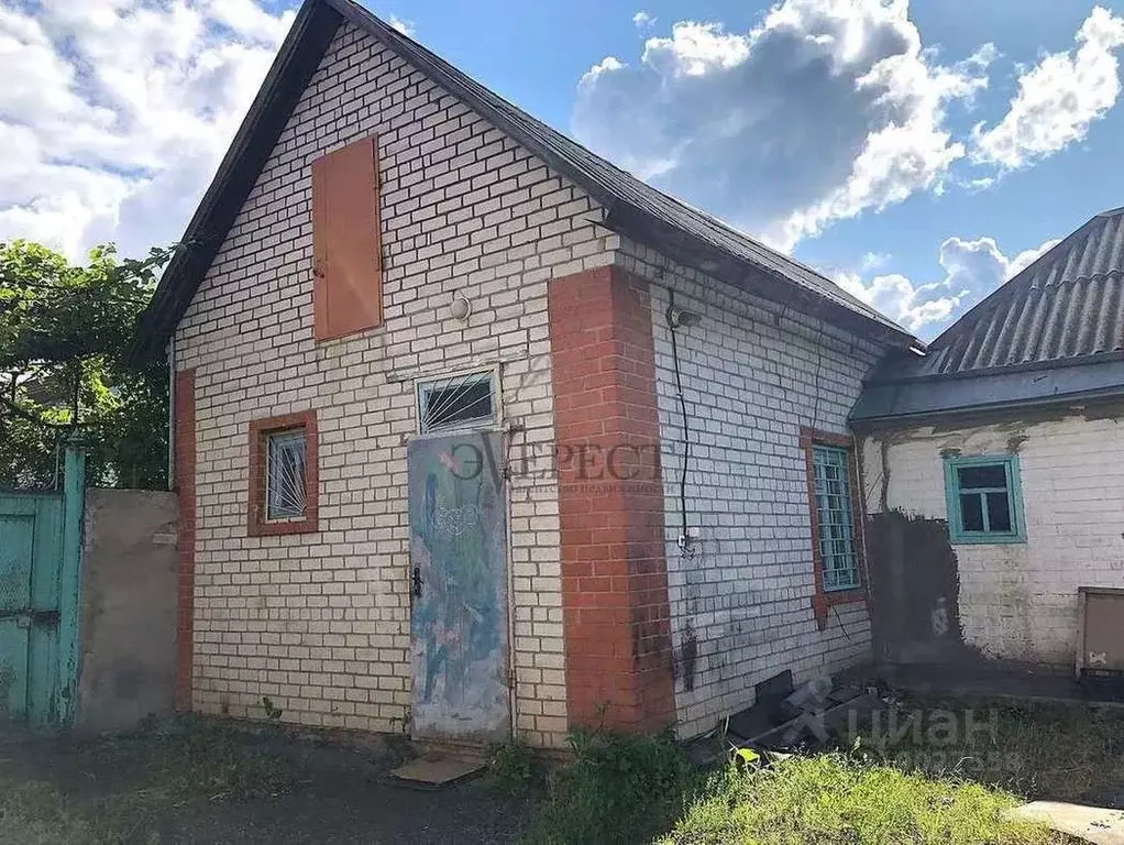 Дом в Белгородская область, Старый Оскол ул. Акинина, 42 (32 м) - Фото 0