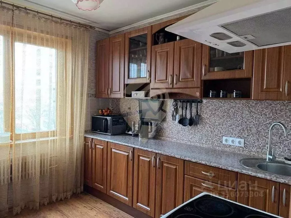 4-к кв. Белгородская область, Старый Оскол Солнечный мкр, 1А (70.6 м) - Фото 0