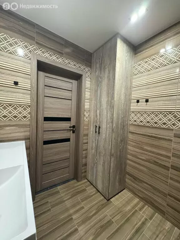 1-комнатная квартира: Октябрьский, улица Клинова, 7 (47.9 м) - Фото 0