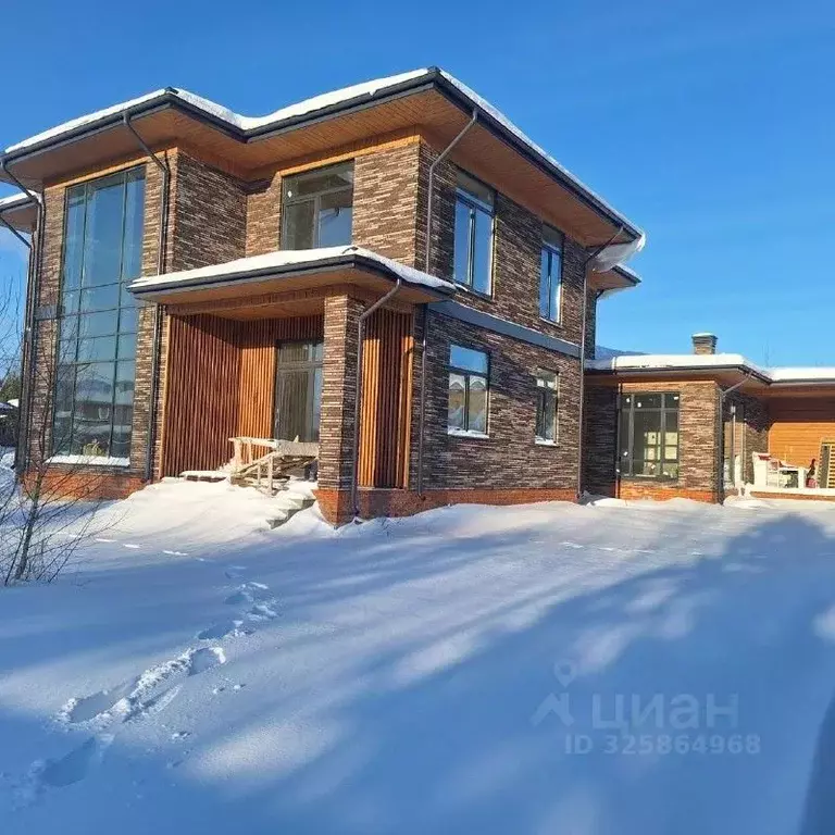 Коттедж в Татарстан, Казань ул. Александра Сергеева, 2В (316 м) - Фото 1