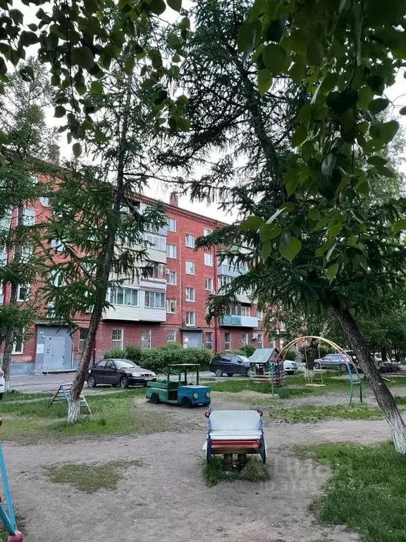 Студия Омская область, Омск Заозерный мкр, ул. Бархатовой, 6В (30.3 м) - Фото 0