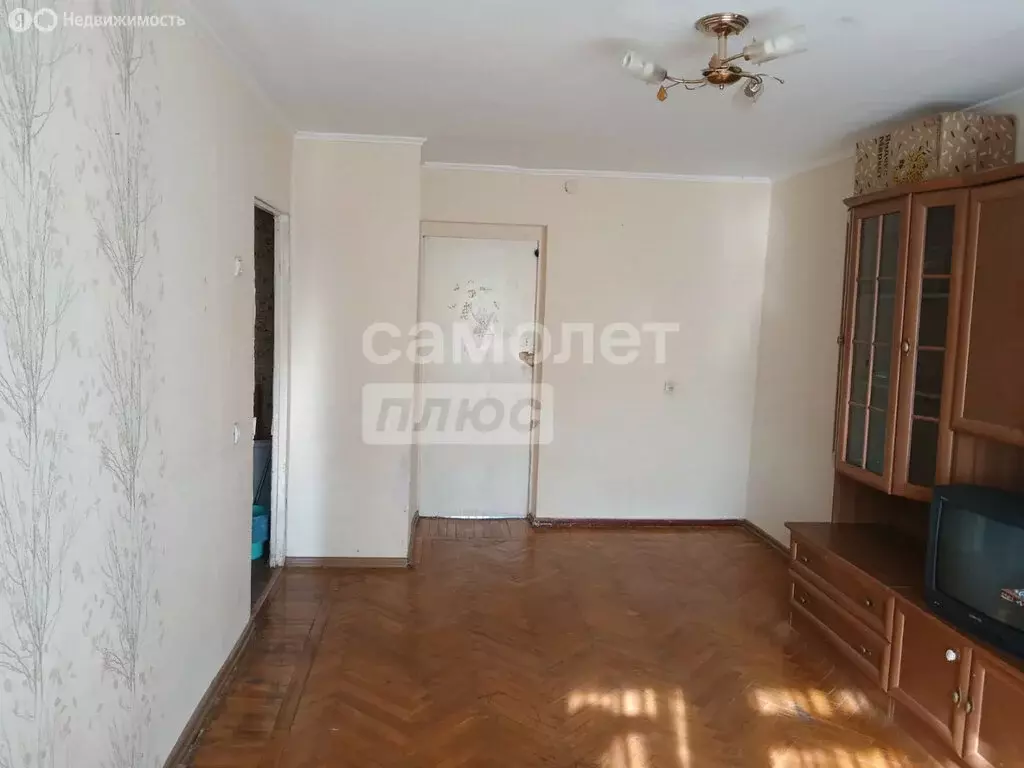 2-комнатная квартира: Тихорецк, улица Калинина, 120 (42.9 м) - Фото 1