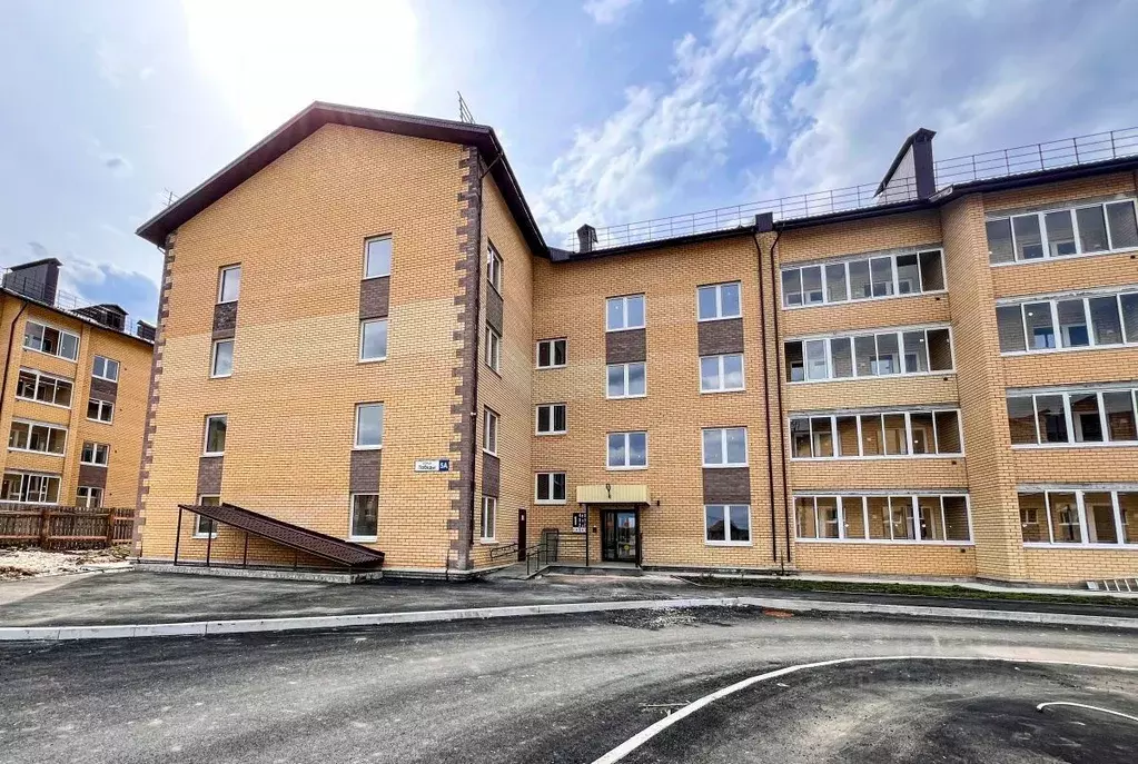 2-к кв. Свердловская область, Березовский ул. Победы, 5А (71.5 м) - Фото 1