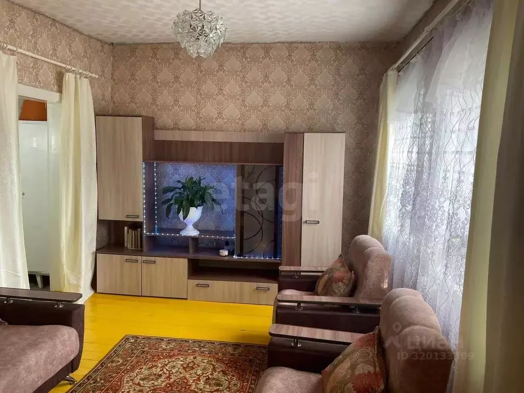 Дом в Бурятия, Прибайкальский район, с. Ильинка Коммунистическая ул., ... - Фото 0