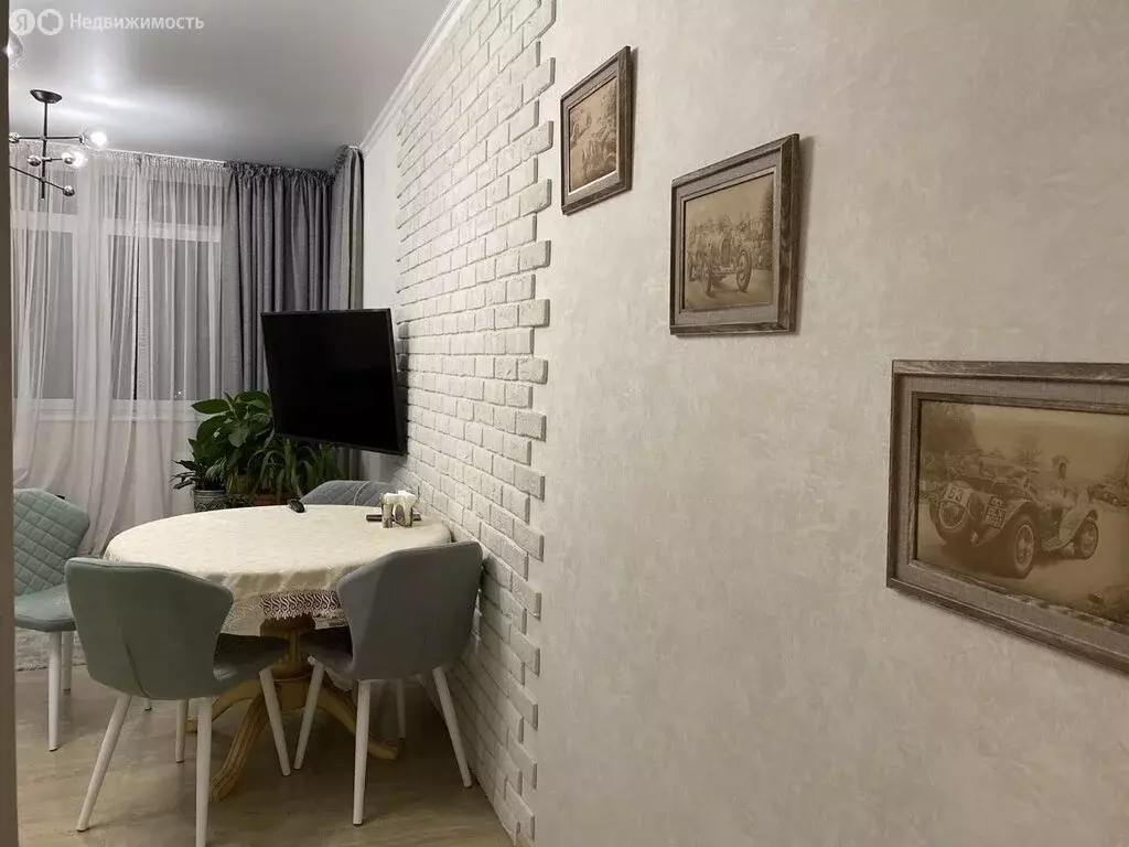 2-комнатная квартира: Краснодар, Российская улица, 72/1к1 (69 м) - Фото 2