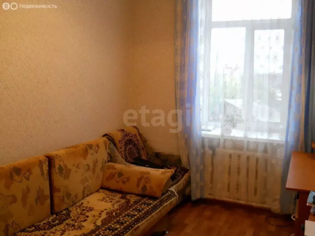 3-комнатная квартира: Култаево, Первомайская улица, 17 (65 м) - Фото 0