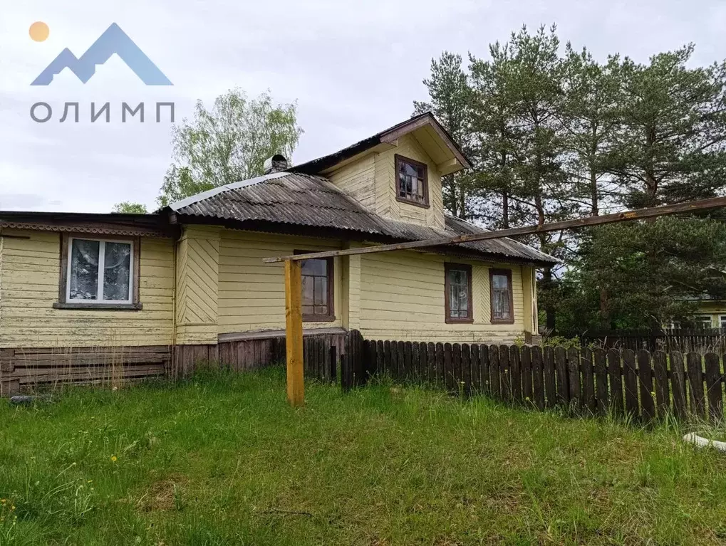 Дом в Вологодская область, с. Сямжа ул. Комсомольская, 8 (50 м) - Фото 0