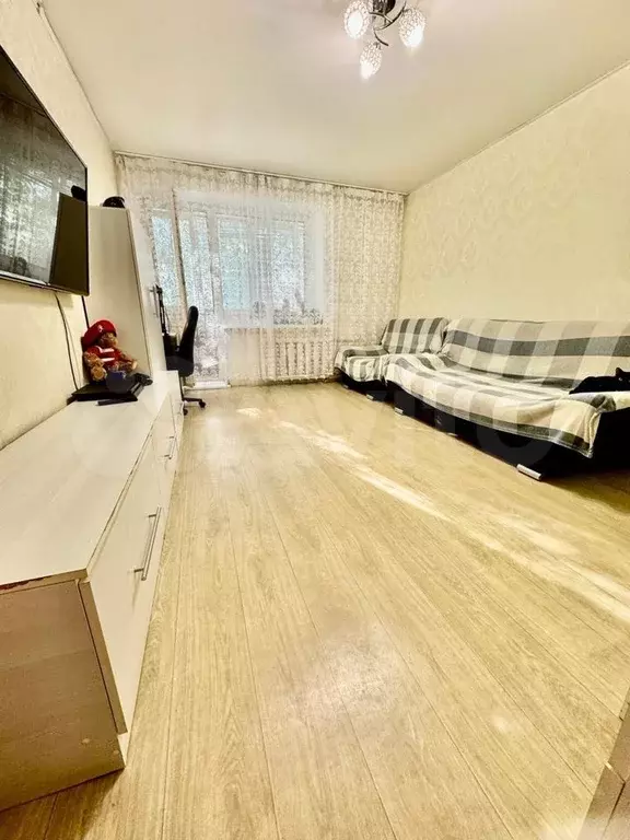 2-к. квартира, 60 м, 1/5 эт. - Фото 1