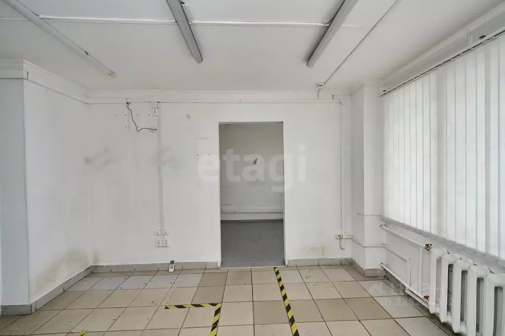 Офис в Кемеровская область, Топки ул. Дзержинского, 5 (135 м) - Фото 2