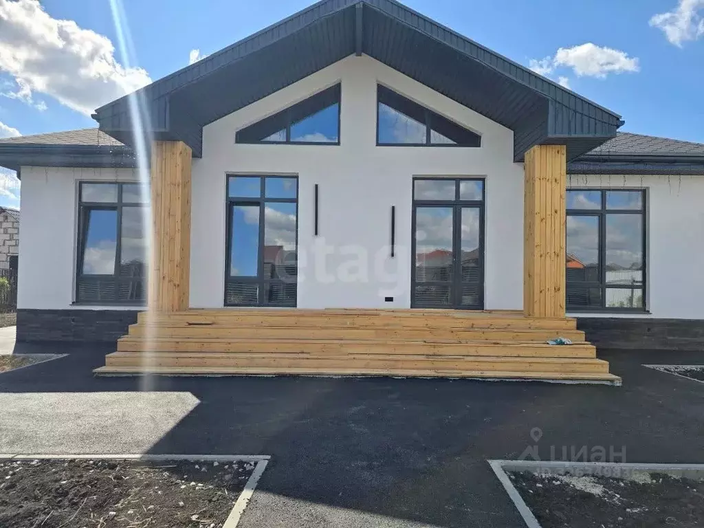 Дом в Тюменская область, Тюменский муниципальный округ, с. Кулаково ... - Фото 1