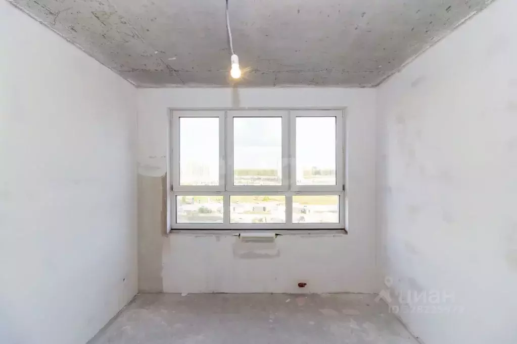 1-к кв. Тюменская область, Тюмень ул. Василия Малкова, 12 (42.0 м) - Фото 1