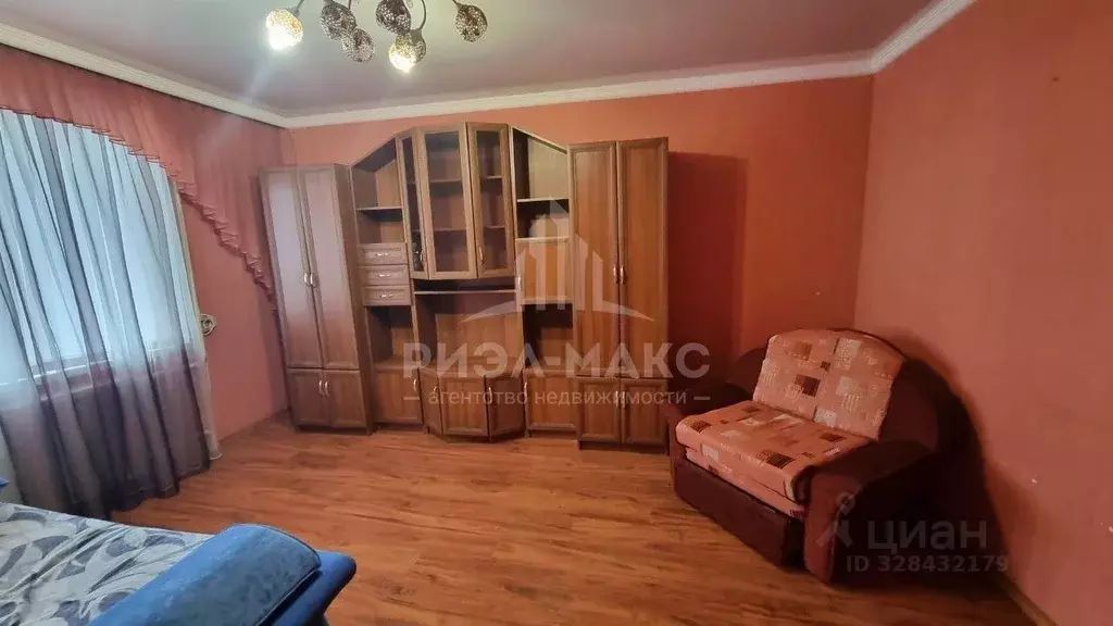 3-к кв. Брянская область, Брянск ул. Менжинского, 10 (63.0 м) - Фото 2