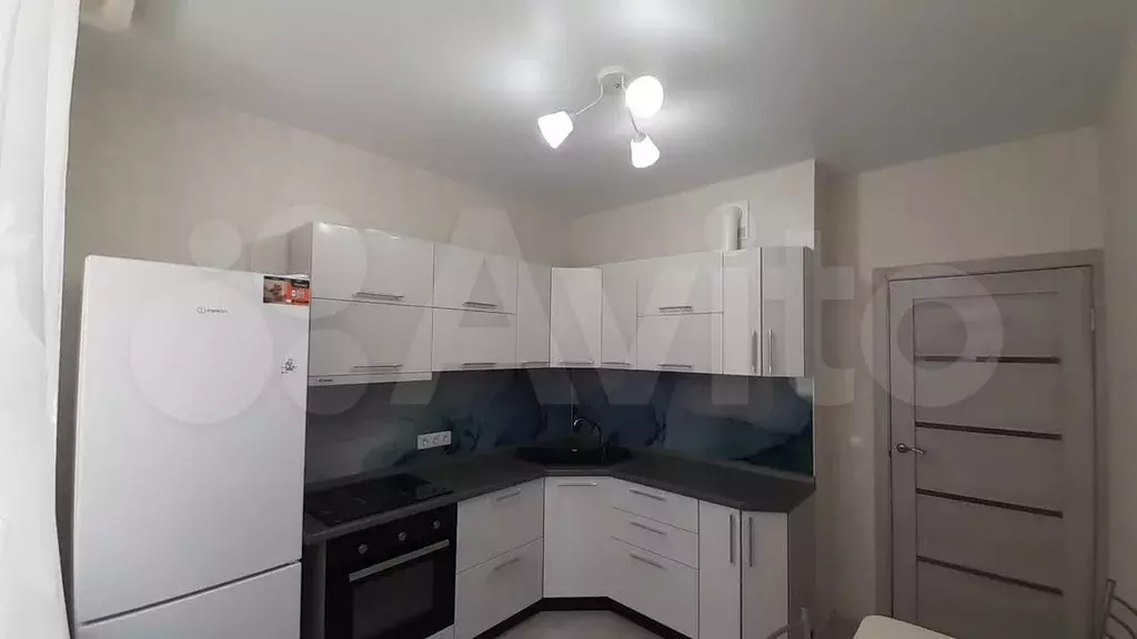2-к. квартира, 48 м, 4/16 эт. - Фото 0