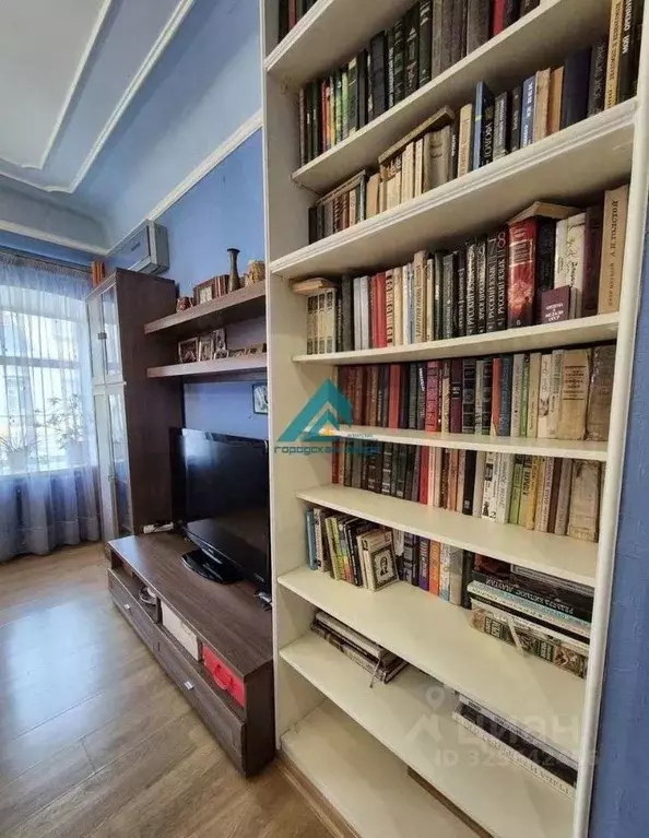 3-к кв. Оренбургская область, Оренбург ул. Максима Горького, 15 (54.0 ... - Фото 2