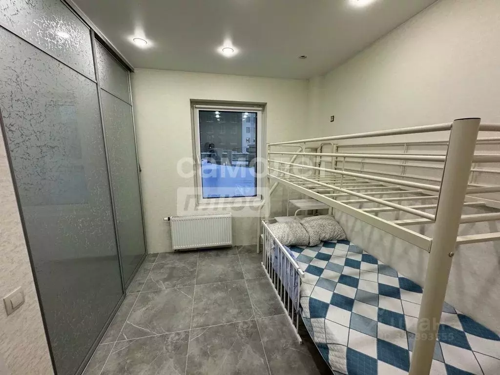 3-к кв. Челябинская область, Челябинск Лесопарковая ул., 7Г (85.0 м) - Фото 0