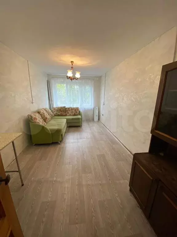 Комната 14 м в 1-к., 2/5 эт. - Фото 0