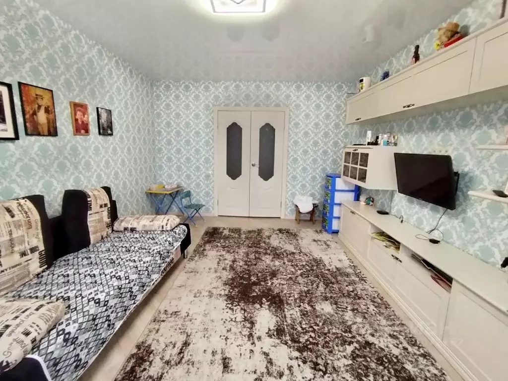 3-к кв. Волгоградская область, Волгоград ул. Рихарда Зорге, 38 (64.3 ... - Фото 0